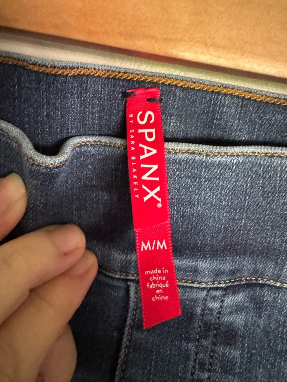 SPANX Pull-On Denim Leggings Sz M Med DarkWash Stretch Skinny Raw Hem Distressed - Picture 4 of 10